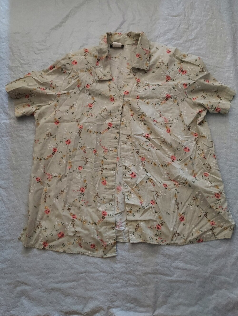Light Cream Floral Button-Up Blouse with Pink Accents